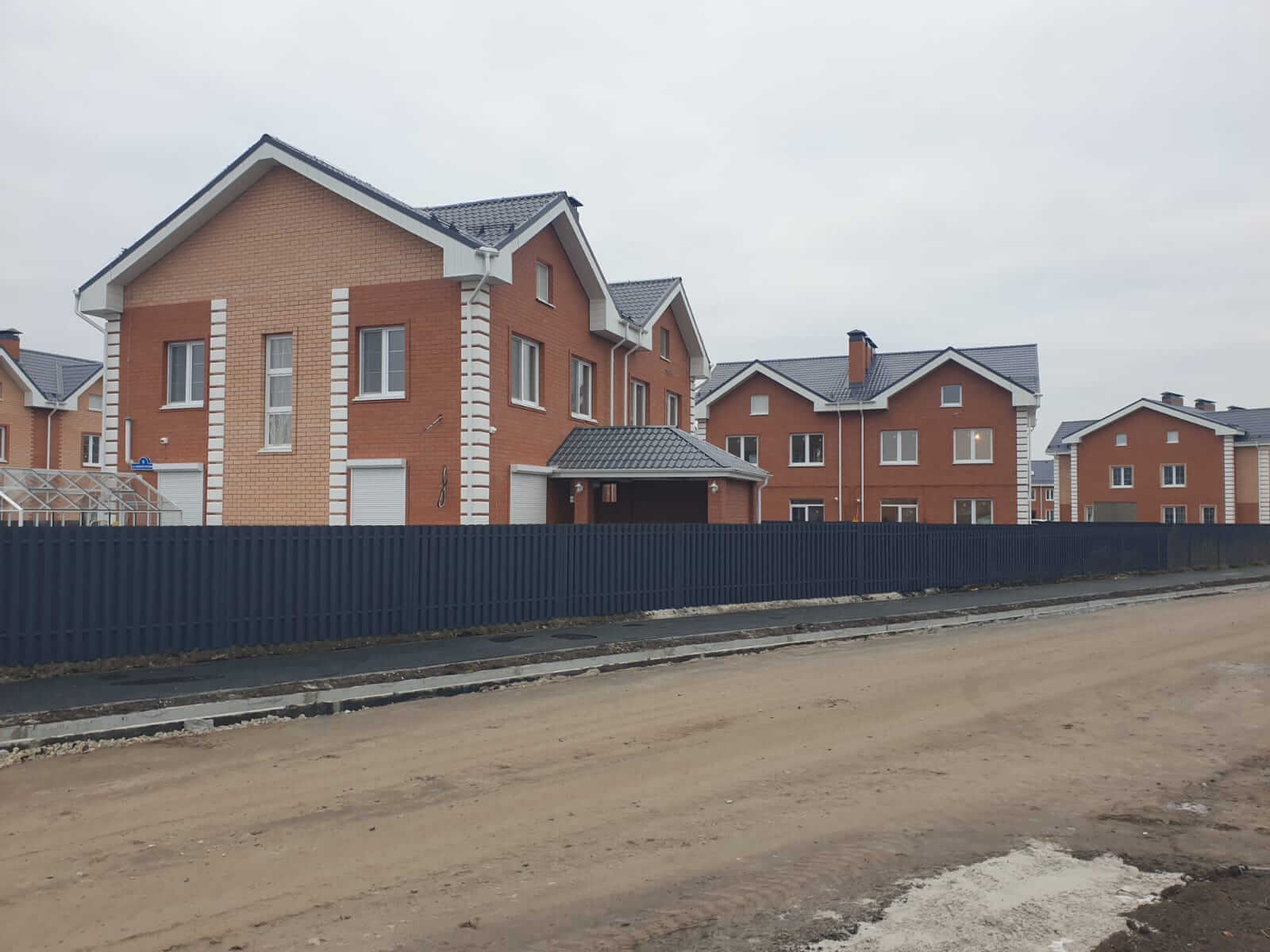 Забор из штакетника 230м Серый Графит фото6 в Магнитогорске