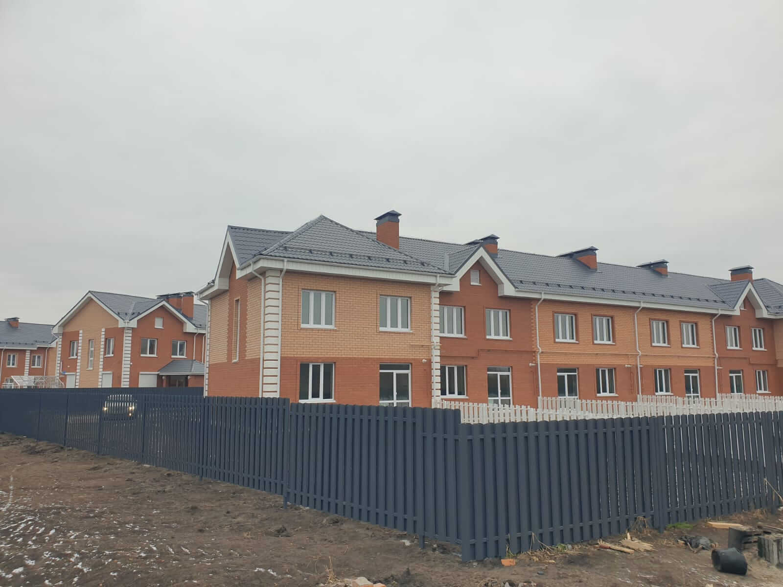 Забор из штакетника 230м Серый Графит фото4 в Магнитогорске