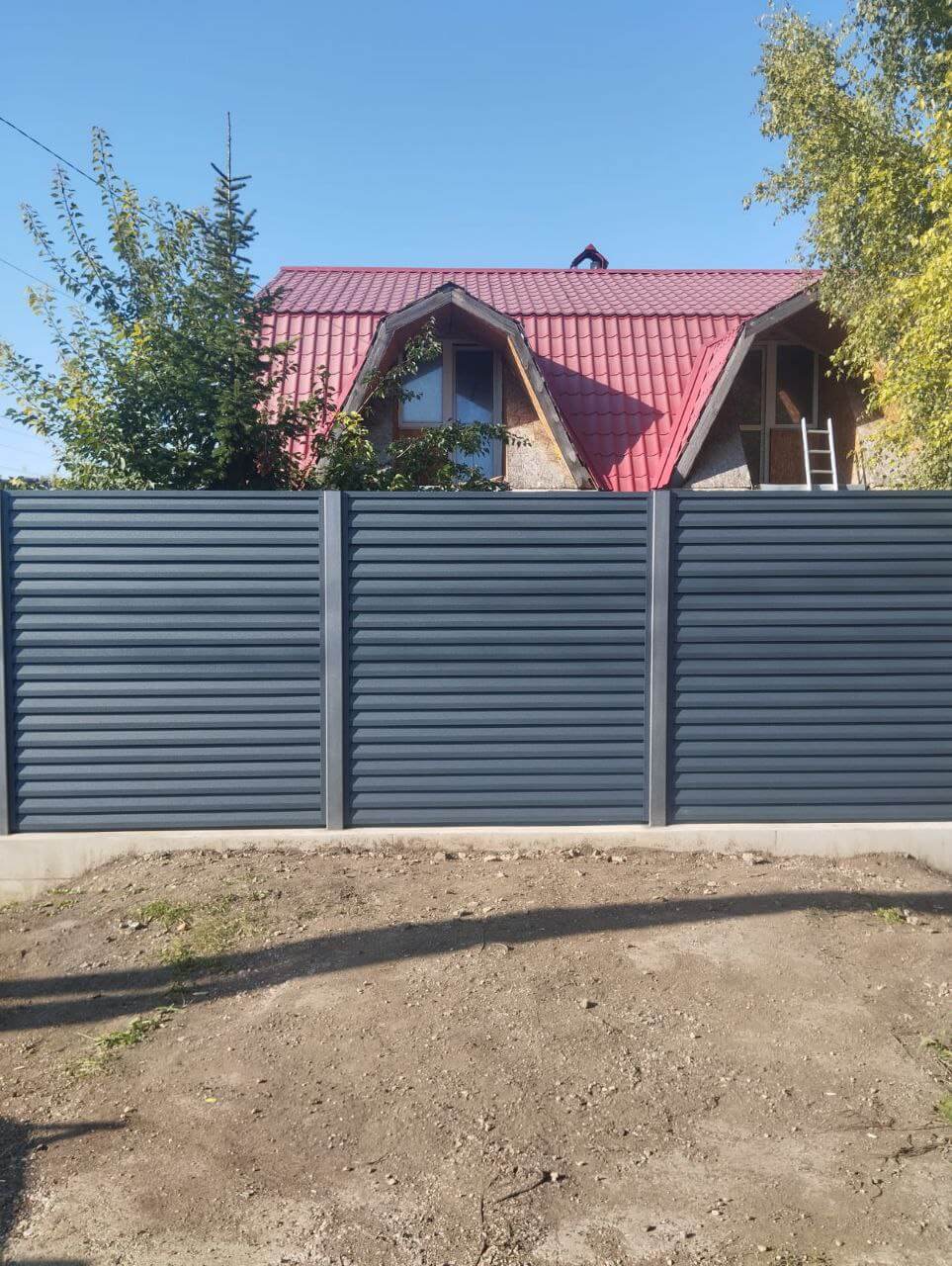 Забор-жалюзи из ламелей Реснички 54м RAL7024/7024 Серый Графит двусторонний МАТТЕ в Магнитогорске
