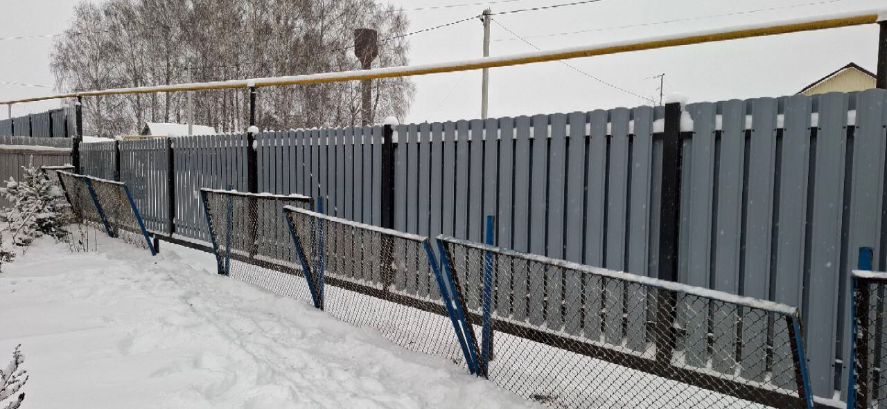 Забор из евроштакетника 27м RAL7024 Серый Графит МАТТЕ фото 5 в Магнитогорске