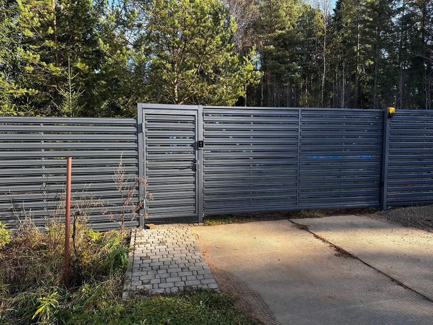 Забор-ранчо из евроштакетника 10м RAL7024 Серый Графит в Магнитогорске